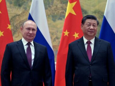 Китай резко сократил экспорт в Россию - исследование