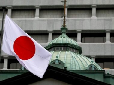 Власти Японии выразили протест КНР из-за установки морской платформы в Восточно-Китайском море