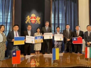 Тайвань пожертвовал Будапешту 150 тысяч долларов на помощь украинским беженцам