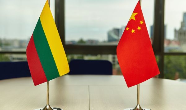 Литва выразила КНР протест в связи с санкциями в транспортной сфере
