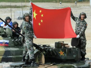 Китай примет участие в военных учениях в России