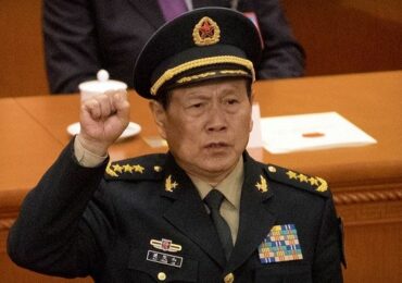 Следует стремиться к созданию армии, соразмерной международному статусу КНР - Вэй Фэнхэ