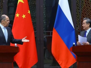 Ван И заявил, что Китай против исключения РФ из Совбеза ООН