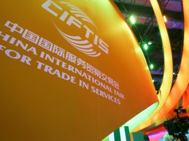 Китай отменил украинское мероприятие на международной торговой ярмарке – Bloomberg