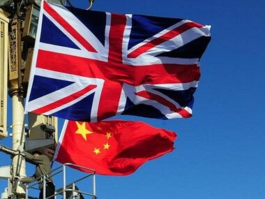 Новые технологии Китая угрожают глобальной безопасности - директор британской разведки