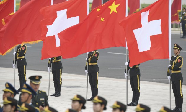 Китай грозит Швейцарии ухудшением отношений в случае санкций из-за уйгуров