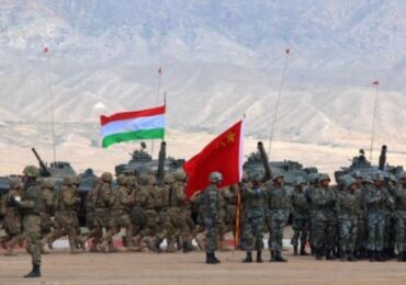 Китай и Таджикистан договорились о регулярных совместных военных учениях