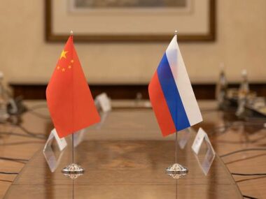 Китай и РФ договорились об инвестициях в совместные проекты на 1,3 миллиарда долларов