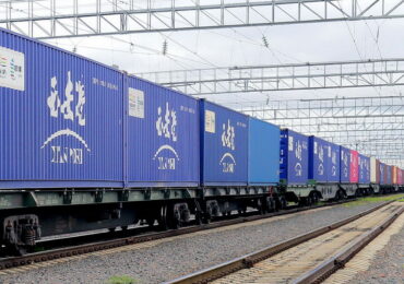 БЖД пропустила первый контейнерный поезд из Китая в Европу по единому расписанию