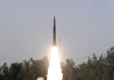 Индия развернет баллистические ракеты на границах с КНР и Пакистаном - СМИ