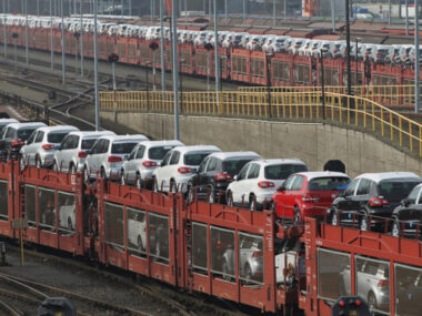 КНР в 2022 году стала главным экспортером легковых авто в РФ