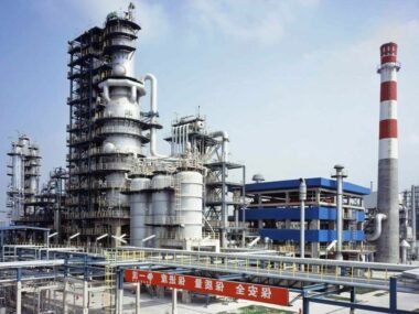 Нефтеперерабатывающие заводы КНР наращивают импорт мазута из РФ
