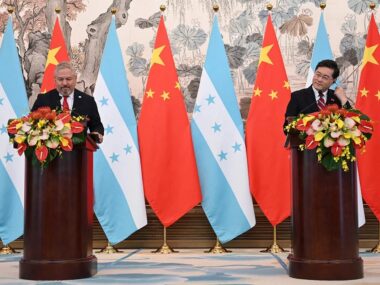 КНР и Гондурас установили дипломатические отношения