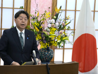 Министр иностранных дел Японии 1 апреля посетит Пекин