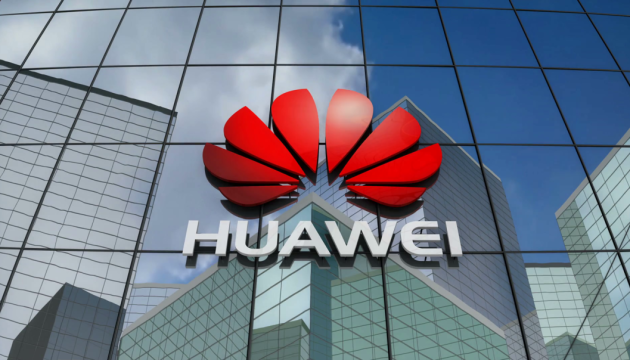 Huawei запускает собственное ПО из-за ограничений США