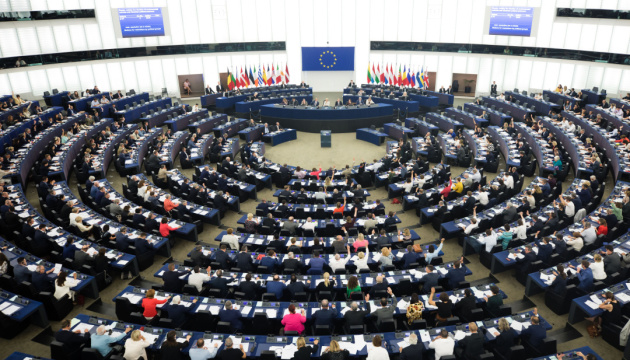 В Европарламенте призвали объявить посла КНР во Франции персоной нон грата