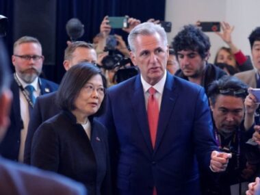Спикер Палаты представителей США провел встречу с президентом Тайваня