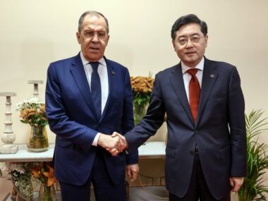 РФ вместе с Китаем готова отстаивать интересы двух стран - Лавров