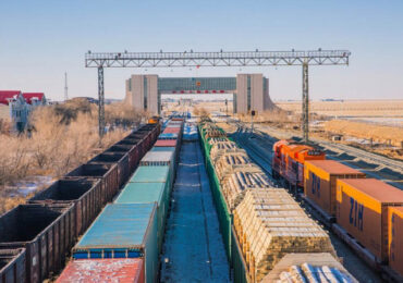 Китай построит железную дорогу через Кыргызстан и Узбекистан в обход РФ