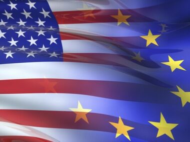 ЕС и США обсуждают контроль над инвестициями с прицелом на Китай