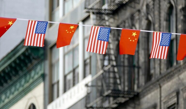 Главы Минторга Китая и США обсудили двустороннее сотрудничество