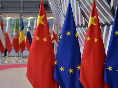 ЕС исключил пять фирм КНР из санкционного списка - SCMP