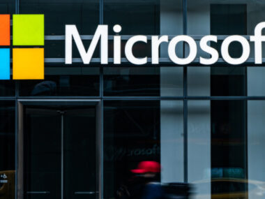 Finnancial Times: Microsoft переводит экспертов по искусственному интеллекту из КНР в Канаду