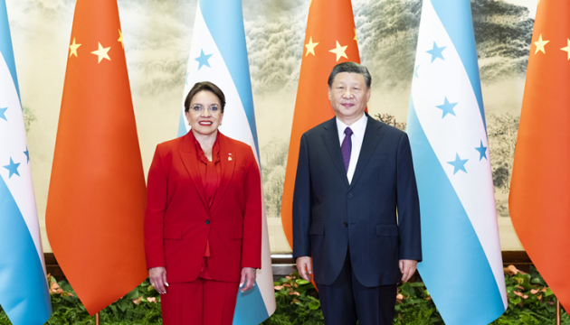 Си Цзиньпин приветствовал решение Гондураса о разрыве дипсвязей с Тайванем