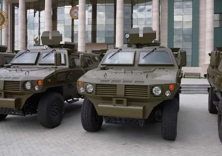 "Кадыровцы" получили на вооружение китайские бронеавтомобили - СМИ