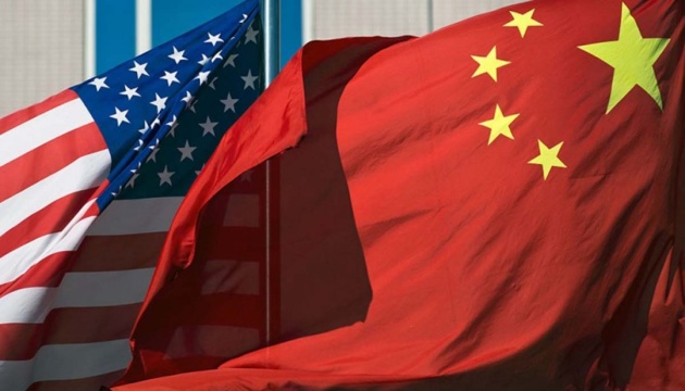 Спецпредставитель президента США по климату Джон Керри начал визит в КНР