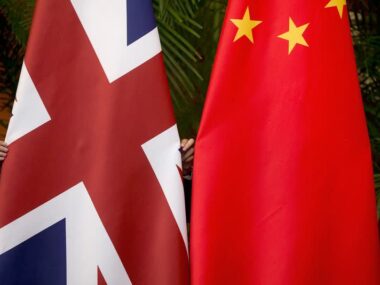 Китай проник в каждый сектор экономики Великобритании - отчёт ISC