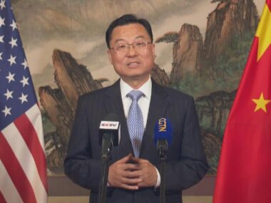 Посол Китая в США провел переговоры в Пентагоне