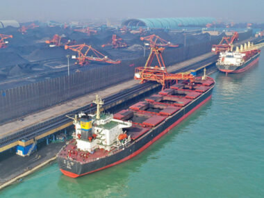 Китай впервые стал крупнейшим судовладельцем по емкости флота