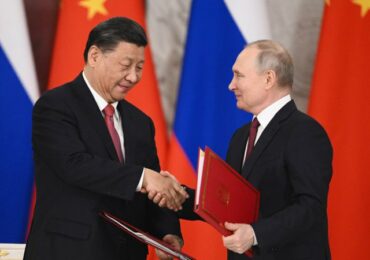 Китай помогает вооружать РФ вертолетами и беспилотниками - The Telegraph