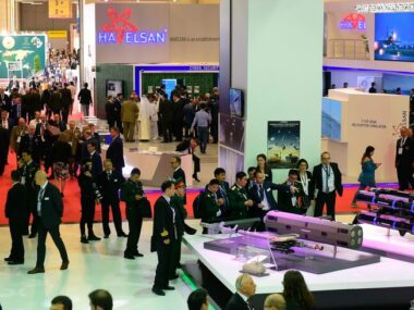 Китай представил рекордное количество компаний на оборонной выставке в Стамбуле