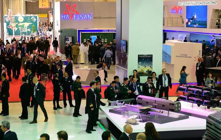 Китай представил рекордное количество компаний на оборонной выставке в Стамбуле