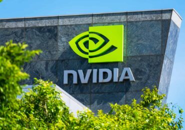 Интернет-гиганты КНР заказали чипов Nvidia на $5 млрд на фоне ограничений США