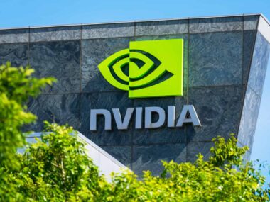 Интернет-гиганты КНР заказали чипов Nvidia на $5 млрд на фоне ограничений США