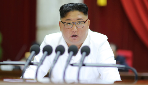 Ким Чен Ын планирует в сентябре посетить РФ для встречи Путиным - NYT