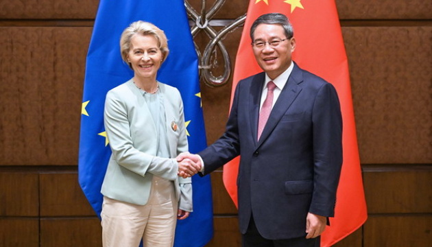 Премьер-министр Китая встретился с Урсулой фон дер Ляйен