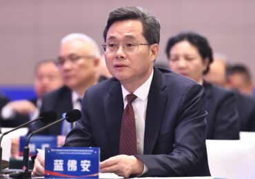Китай назначил Лан Фоана новым министром финансов
