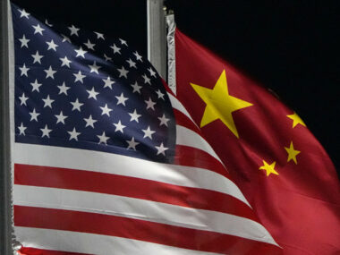 США собираются обновить экспортные ограничения по чипам для Китая
