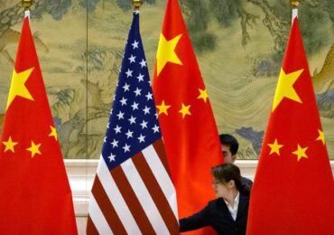 Китай и США провели первое заседание рабочей группы по экономике