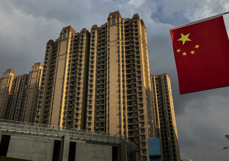 Проблемы на рынке недвижимости КНР угрожают всему миру - министр экономики Японии