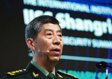 Министр обороны КНР Ли Шанфу отправлен в отставку