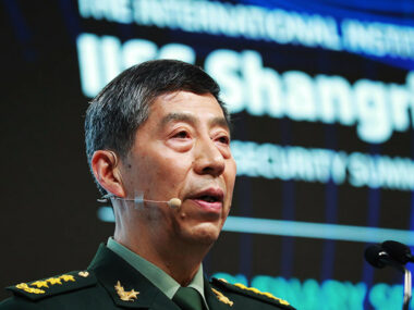 Министр обороны КНР Ли Шанфу отправлен в отставку
