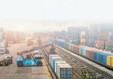 Казахстан и Китай начали совместное строительство нового грузового терминала