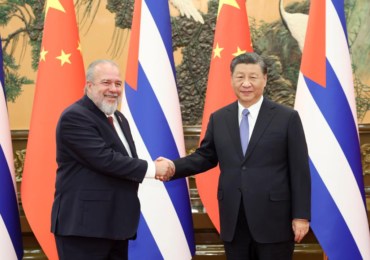 Си Цзиньпин встретился с премьер-министром Кубы