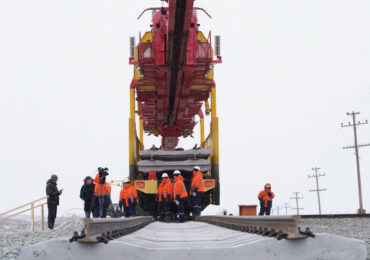 Казахстан начал строительство новой железной дороги в сторону КНР