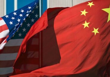 Сенаторы США предложили Байдену закрыть авиасообщение с КНР